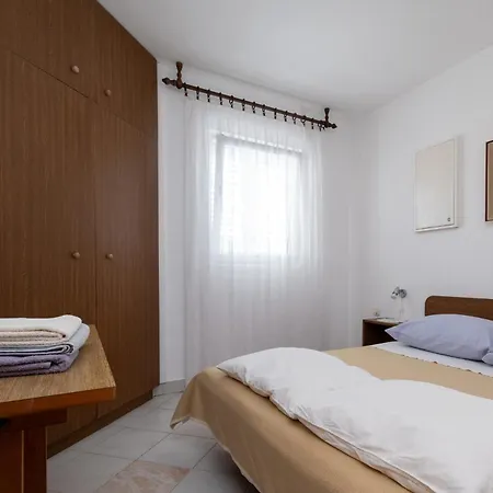 Διαμέρισμα With A Parking Space Povljana, Pag - 227 Povljana