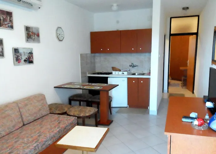 With Parking Space Povljana, Pag - 227 דירה