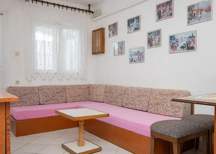 With Parking Space Povljana, Pag - 227 Апартаменты *
